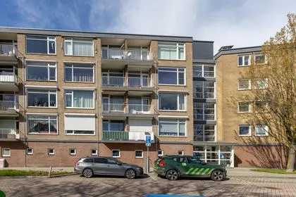 Appartement te koop: Pastoor van Akenstraat 90, Heerma van Vossstraat-Molenbeek Roosendaal