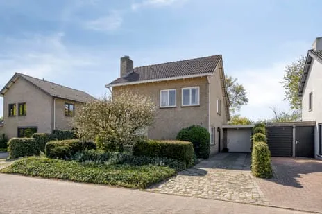 Vrijstaande woning te koop: Pastoor van den Boogaardstraat 45, Omg. Prinsessenbuurt Moergestel