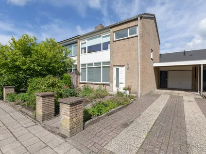 Tussenwoning te koop: Pater Schuurmanstraat 5, Bolsward-Noord Bolsward