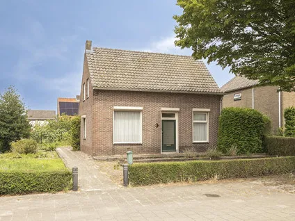 Vrijstaande woning te koop: Pater van den Elzenstraat 1, Kennedystraat Heesch