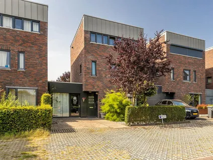 Koopwoning: Pater Hubertuscour 13 in Geleen - €609.000 - 178m²