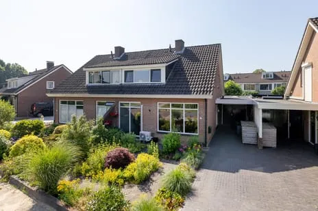 Terraced house for sale: Patrijsstraat 42, Hofmaat Neede