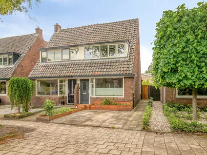 Twee-onder-één-kap te koop: Patrimoniumlaan 116, Franse Gat Veenendaal