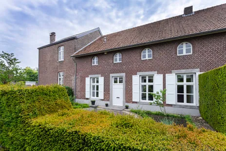 Tussenwoning te koop: Patronaatstraat 5, Bunde Bunde