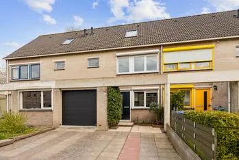 Tussenwoning te koop: Paukenstraat 26, Almere