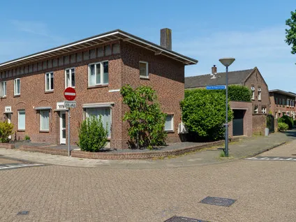 Hoekwoning te koop: Paul Krügerstraat 21, Antoniusparochie Waalwijk