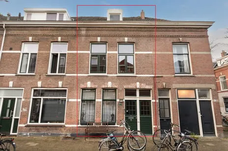 Tussenwoning te koop: Paul Krugerstraat 10, Transvaalbuurt Leiden