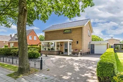 Vrijstaande woning te koop: Pauloane 7, Harkema Harkema