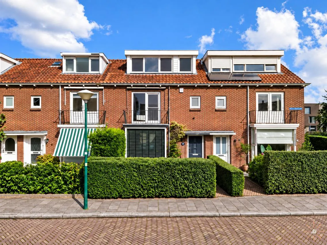 Tussenwoning te koop: Paulus Buyslaan 19, Woerden