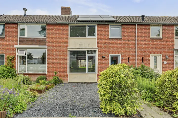Tussenwoning te koop: Paulus Hollestraat 7, Oostkapelle Oostkapelle