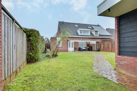 Hoekwoning te koop: Paulus Potterstraat 1, Kom Vinkel Vinkel (Gem. Den Bosch)