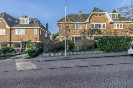 Hoekwoning te koop: Paulus Potterstraat 15, Arnhem