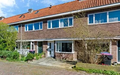 Terraced house for sale: Paulus Potterstraat 23, Gerard Dou Leeuwarden