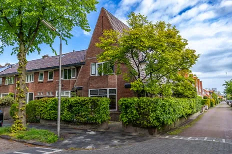 Tussenwoning te koop: Paulus Potterstraat 64, Julianapark Leeuwarden