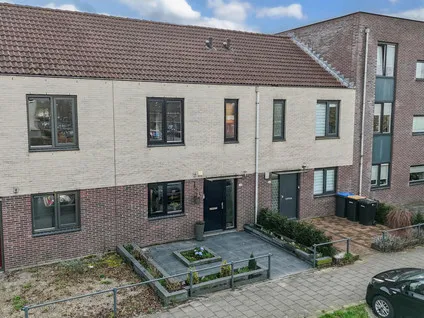 Tussenwoning te koop: Pauwenburg 144, Landerijen Zuid/West Lelystad