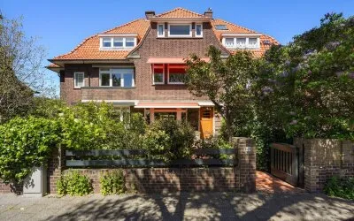 Tussenwoning te koop: Pauwenlaan 49, Vogelwijk 'S-Gravenhage