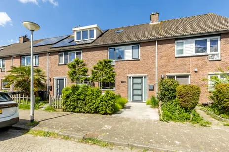 Tussenwoning te koop: Pauwoog 2, Hout Hoeffe Hellevoetsluis