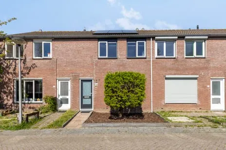Tussenwoning te koop: Peeberg 65, Ossendrecht