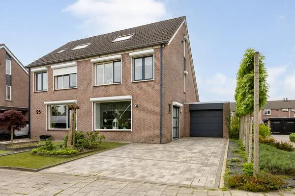 Hoekwoning te koop: Peeberg 97, Ossendrecht Ossendrecht