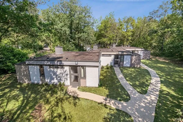 Woning te koop: Peelheideweg, Verspreide huizen America America