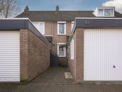 Tussenwoning te koop: Peelland 51, Hil (noord) Kaatsheuvel