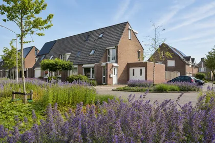 Corner house for sale: Peellandsingel 110, Heiakker-Oost Deurne