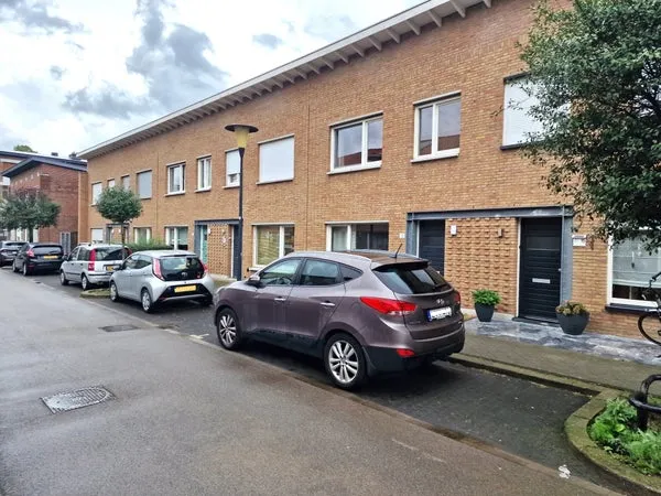 Tussenwoning te huur: Peerboltestraat 13, Heugemerveld Maastricht