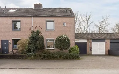 Tussenwoning te koop: Peerdsbroek 19, Gageldonk Breda