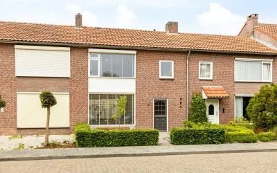 Tussenwoning te koop: Pegasus 22, Zonderwijk Veldhoven