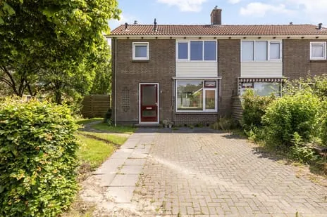 Twee-onder-één-kap te koop: Peinderwei 1, De Tike