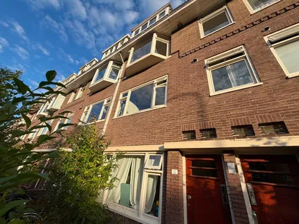 Studio te huur: Peizerweg 46B, Zeeheldenbuurt Groningen