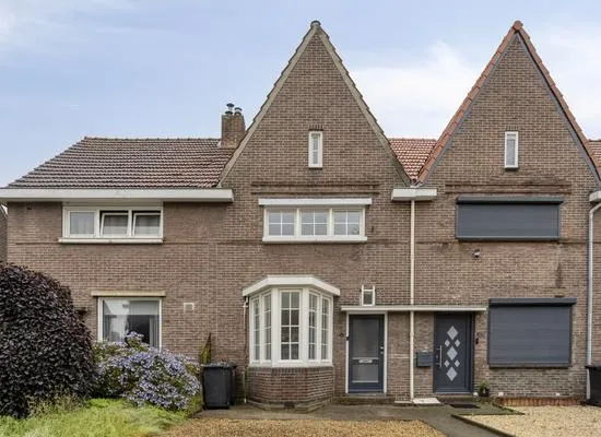 Tussenwoning te koop: Pelgrimsweg 30, De Struiken Brunssum