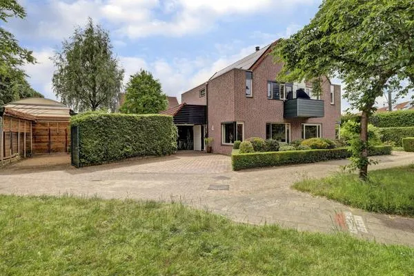Twee-onder-één-kap te koop: Pelikaan 4, Doorslag-Zuidwest Nieuwegein
