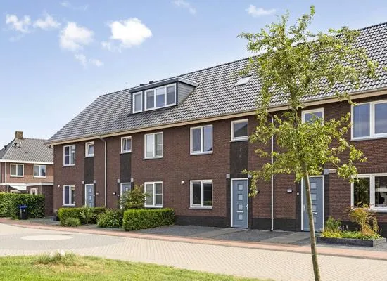 Tussenwoning te koop: Pelmolen 18, Oploo Oploo