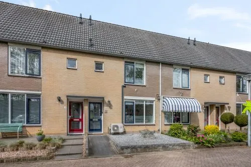 Tussenwoning te koop: Pennstate 23, De States Ede