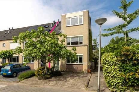 Corner house for sale: Pepermolenerf 35, Molenbuurt Gouda
