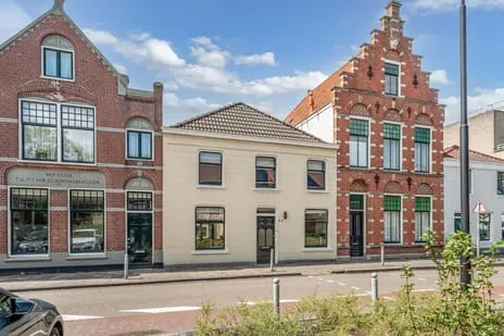 Tussenwoning te koop: Peperstraat 24, Koningstraat Beverwijk