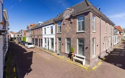 Hoekwoning te koop: Peperstraat 9, Naarden Vesting Naarden