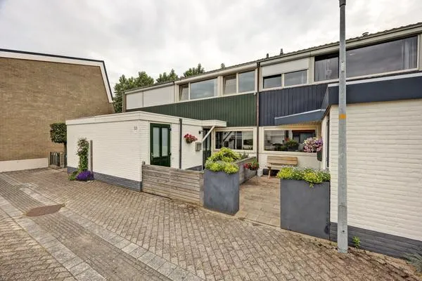Terraced house for sale: Peppelhof 15, Molenwijk-Dries Gendt