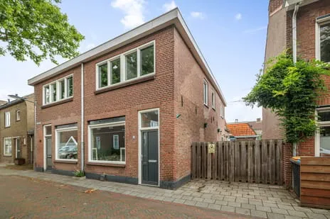 Hoekwoning te koop: Perestraat 26, Lange Zandstraat Deventer