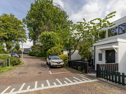 Tussenwoning te koop: Pernisser Molenweg 57, Pernis Pernis Rotterdam