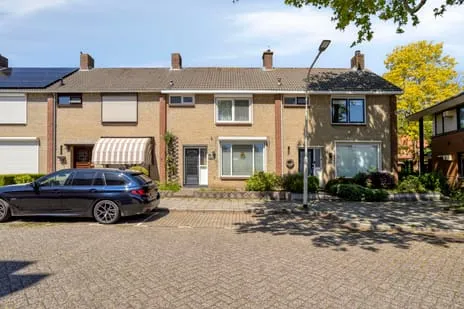 Terraced house for sale: Peter Benoitstraat 17, Meilust Zuid Bergen Op Zoom