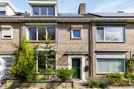 Tussenwoning te koop: Peter van Anrooylaan 64, Bennekel-West, Gagelbosch Eindhoven