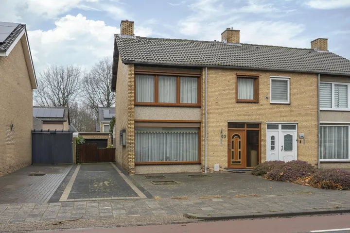 Twee-onder-één-kap te koop: Peter Schunckstraat 63, Heerlerbaan-Oost Heerlen