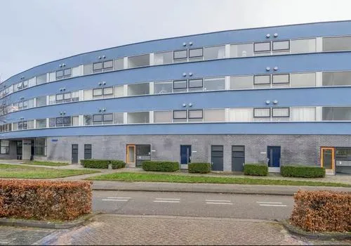 Appartement te koop: Peter Sellershof 144, Almere