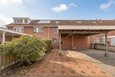 Tussenwoning te koop: Petmolenstraat 17, Molenbuurt Oost Almere