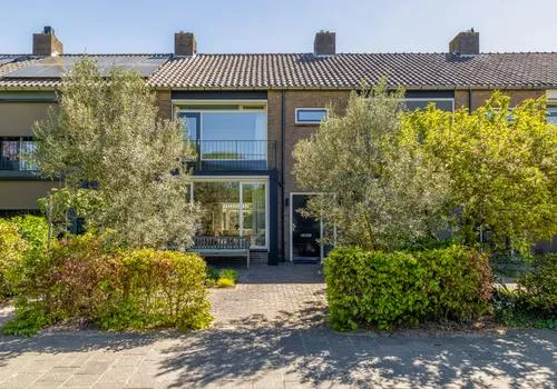 Tussenwoning te koop: Petrusstraat 19, Overakker Breda