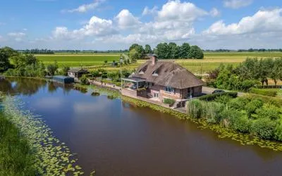 Vrijstaande woning te koop: Peursumseweg 92, Giessenburg-Buitengebied-Noord Giessenburg