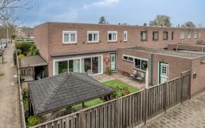 Tussenwoning te koop: Peutingerpad 1, Eindhoven