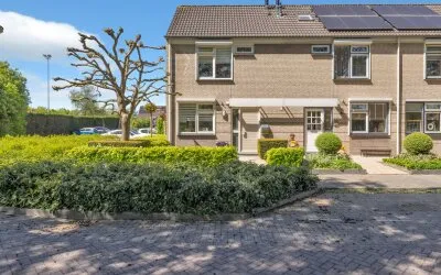 Hoekwoning te koop: Philips van Nassaustraat 1, Sleeuwijk west Sleeuwijk